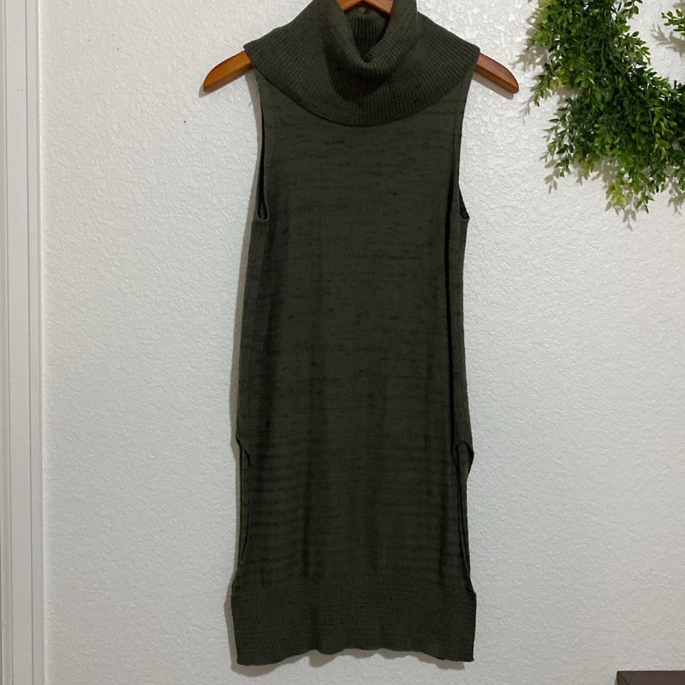 A.N.A. Green Sleeveless Turtleneck Dress XS